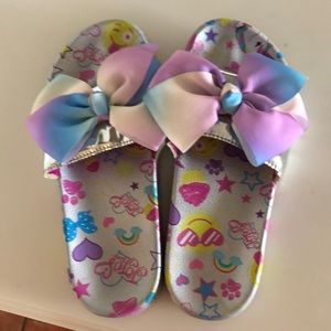 JoJo Siwa Slides